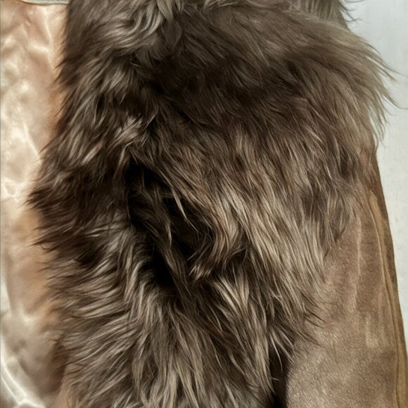 Vintage Long Brown Leather & Suede Coat w/ Lamb Fur Trim – Suede Belt - Picture 3 of 8